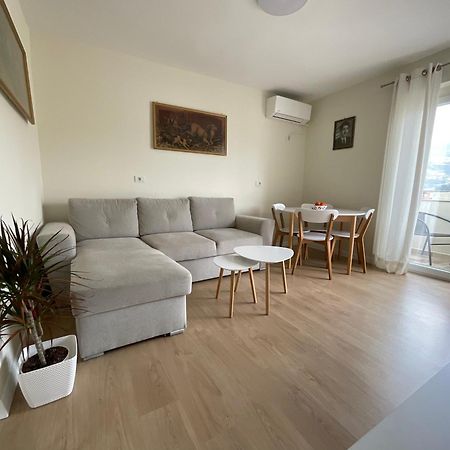Spring Apartment In Permet Bagian luar foto