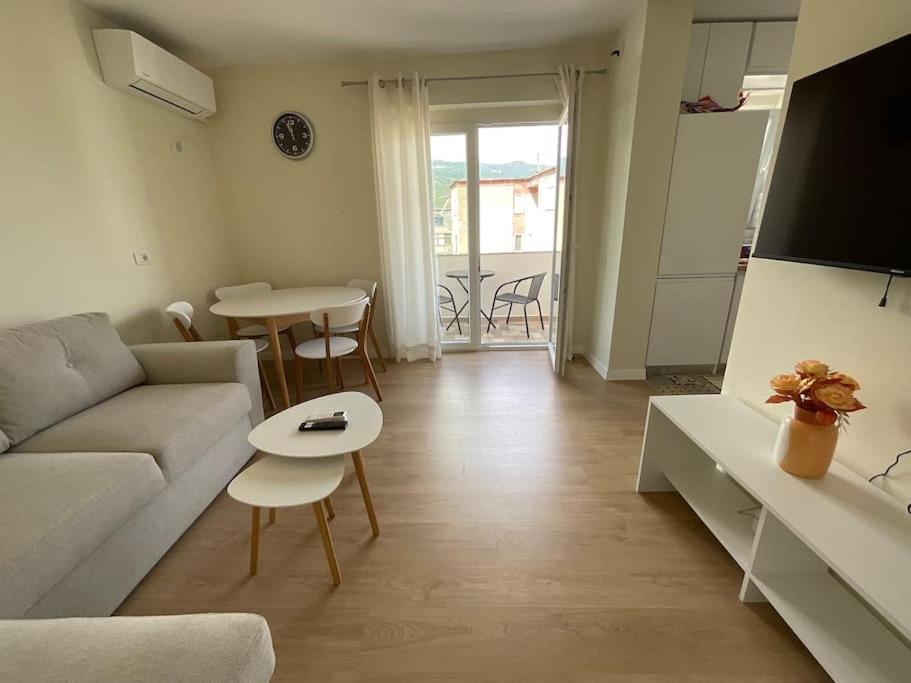Spring Apartment In Permet Bagian luar foto